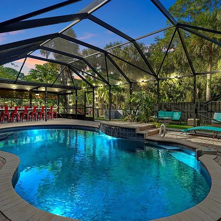 Poolside Cocoa Oasis W/ Tiki Bar! Villa Frontenac Kültér fotó
