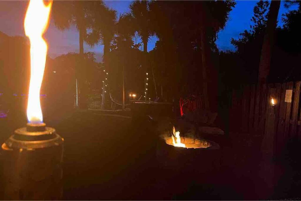 Poolside Cocoa Oasis W/ Tiki Bar! Villa Frontenac Kültér fotó